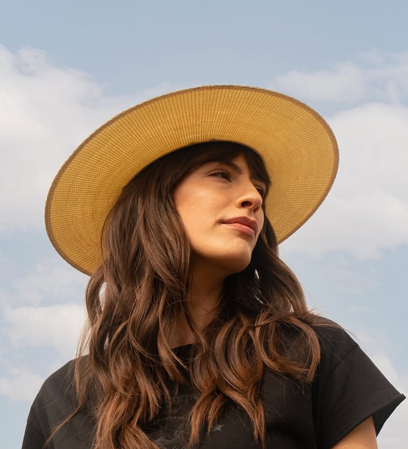 Rafia hat
