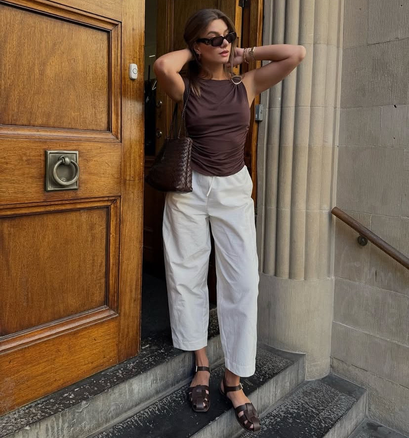 Sleeveless top and pants